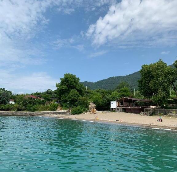 پانسیون Guest House Barhatniy Sezon