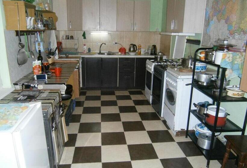 پانسیون Guest House Barhatniy Sezon