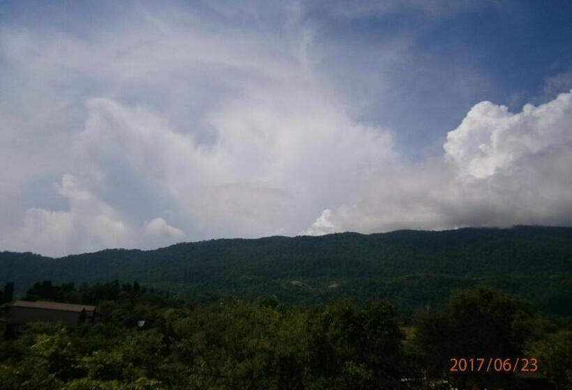 پانسیون Guest House Barhatniy Sezon