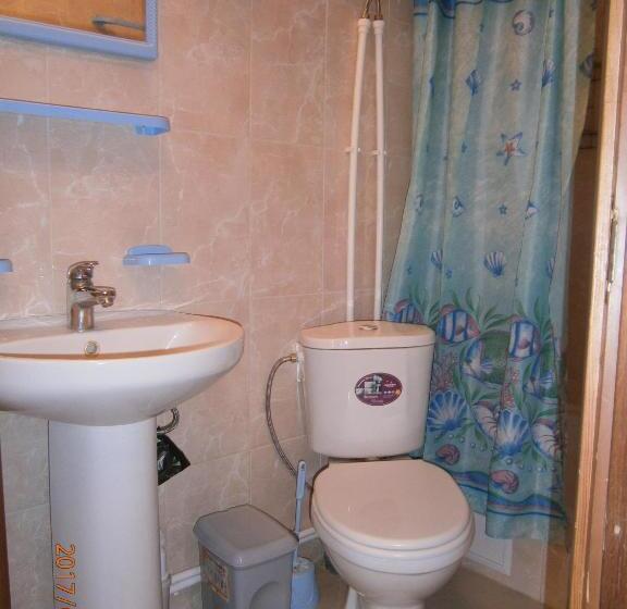 پانسیون Guest House Barhatniy Sezon