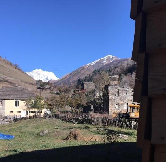 پانسیون Guesthouse Robinzon Lalkhori