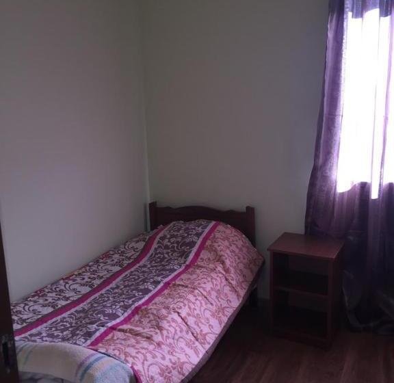 پانسیون Guesthouse Robinzon Lalkhori