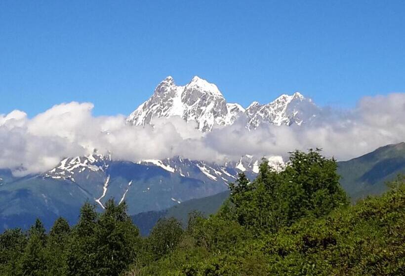 پانسیون Guesthouse Robinzon Lalkhori