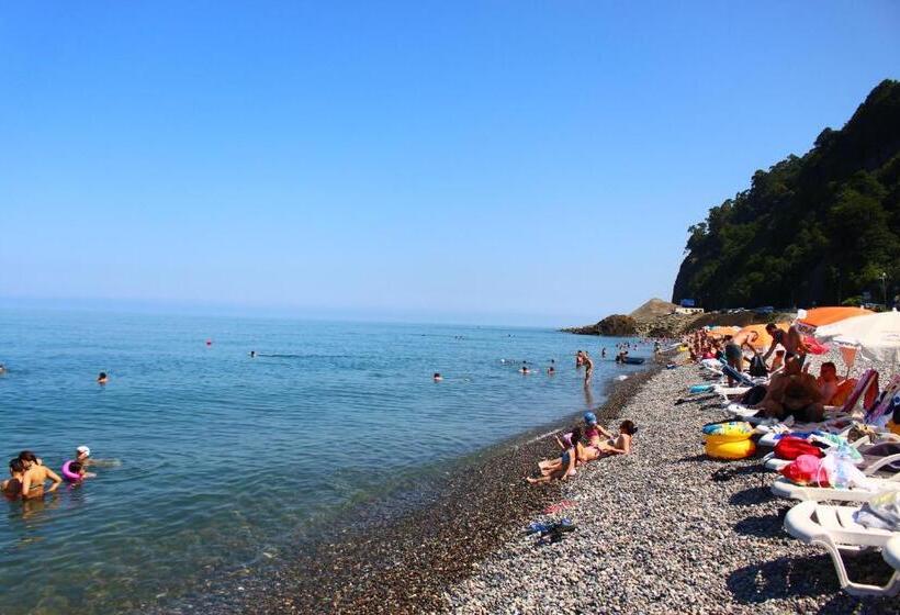 هاستل Guest House Lazika