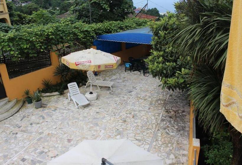 هاستل Guest House Lazika