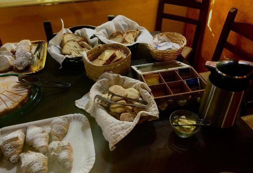 Отель Agriturismo Santa Lucia