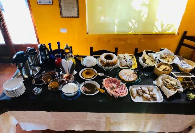 Отель Agriturismo Santa Lucia