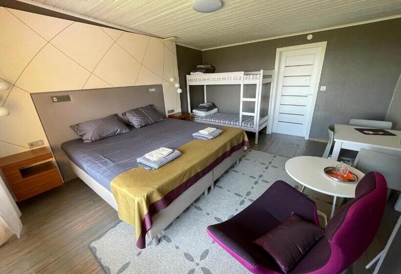 هتل Vaibla Holiday Center