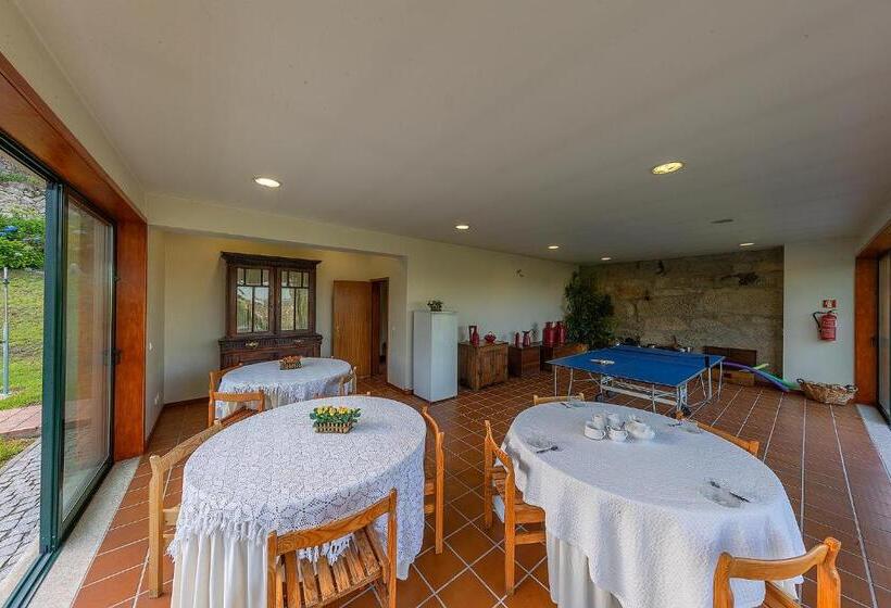 پانسیون Casa De Valdemar