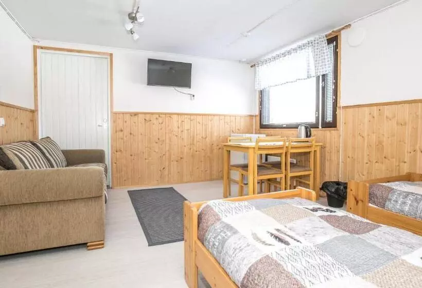 ペンション Guesthouse Koli Freetime