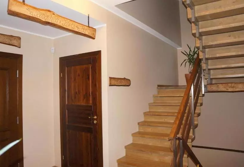 پانسیون Pööni Tavern & Guesthouse