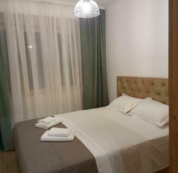 پانسیون Solaris Apartments