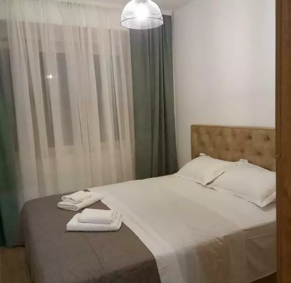 پانسیون Solaris Apartments