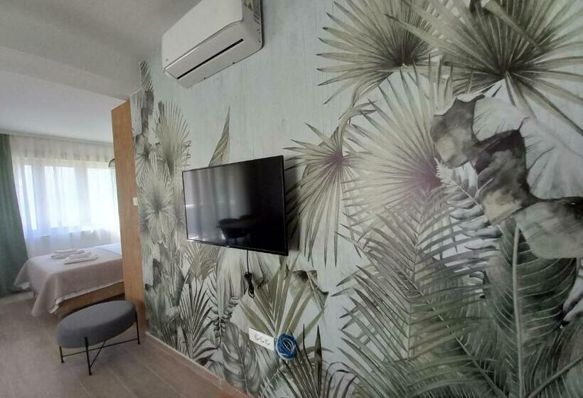 پانسیون Solaris Apartments