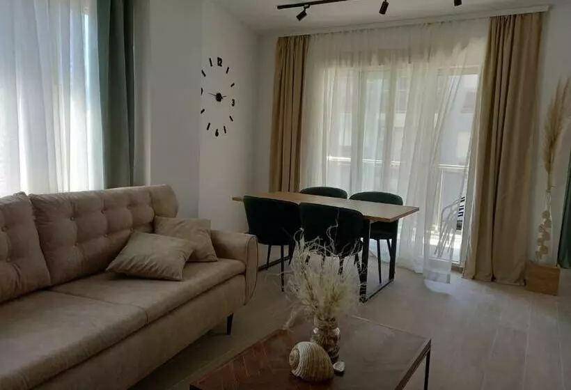 پانسیون Solaris Apartments