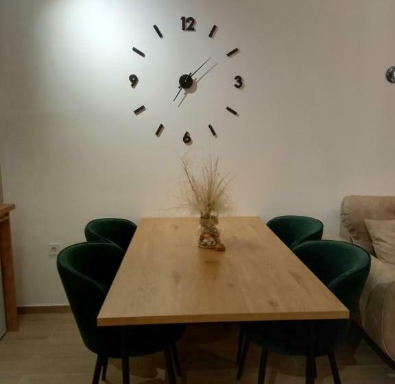 پانسیون Solaris Apartments