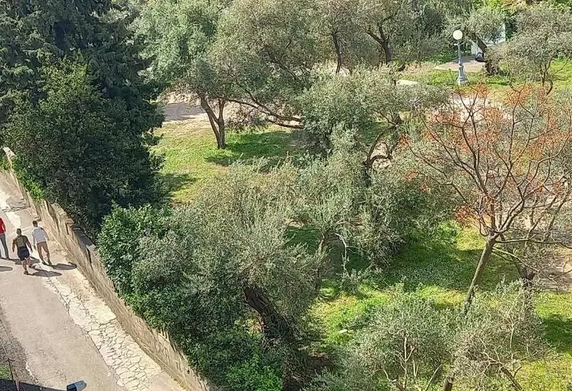 پانسیون Solaris Apartments