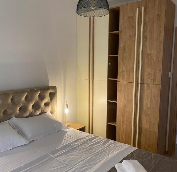 پانسیون Solaris Apartments