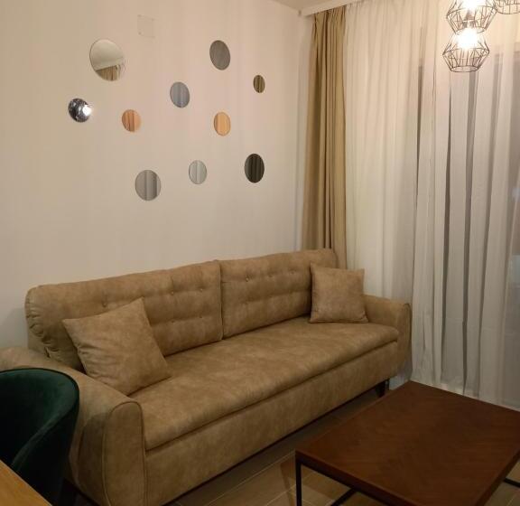 پانسیون Solaris Apartments