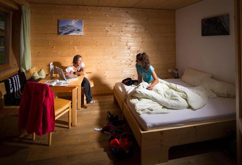 هتل Area 47 Tirol