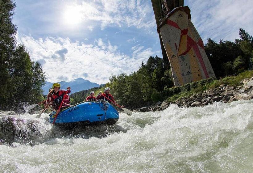 هتل Area 47 Tirol