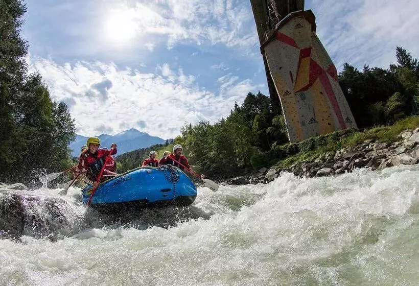 Hotelli Area 47   Tirol