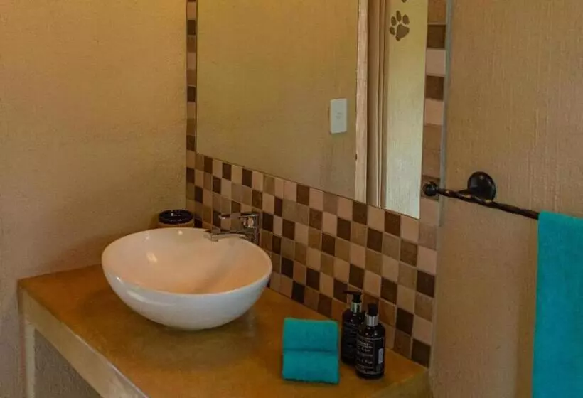 Hotelli Impala Cottage