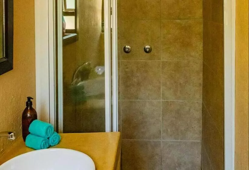 Hotelli Impala Cottage