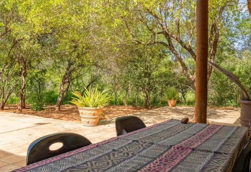 Hotelli Impala Cottage