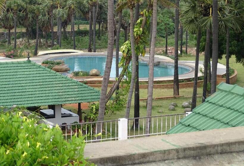 בית מלון כפרי Nalla Eco Beach Resort