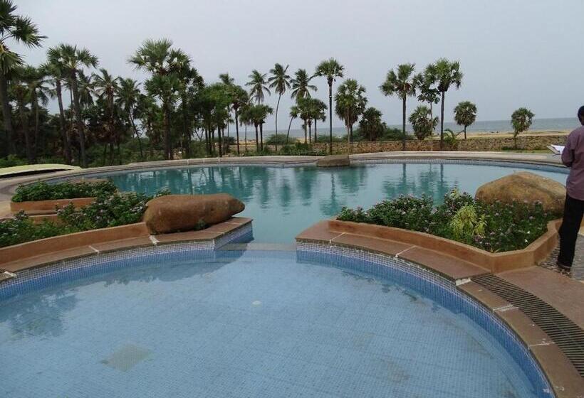 בית מלון כפרי Nalla Eco Beach Resort