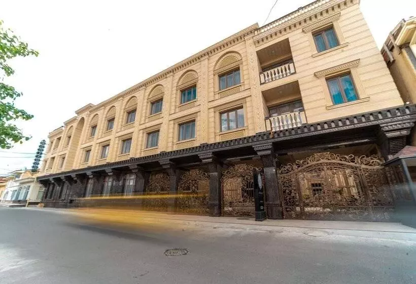 Hotelli Shohjahon Palace