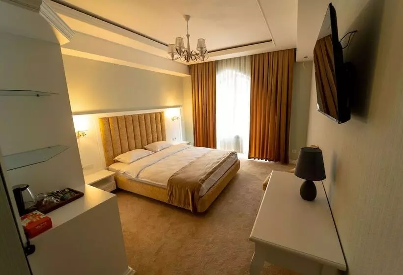 Hotelli Shohjahon Palace