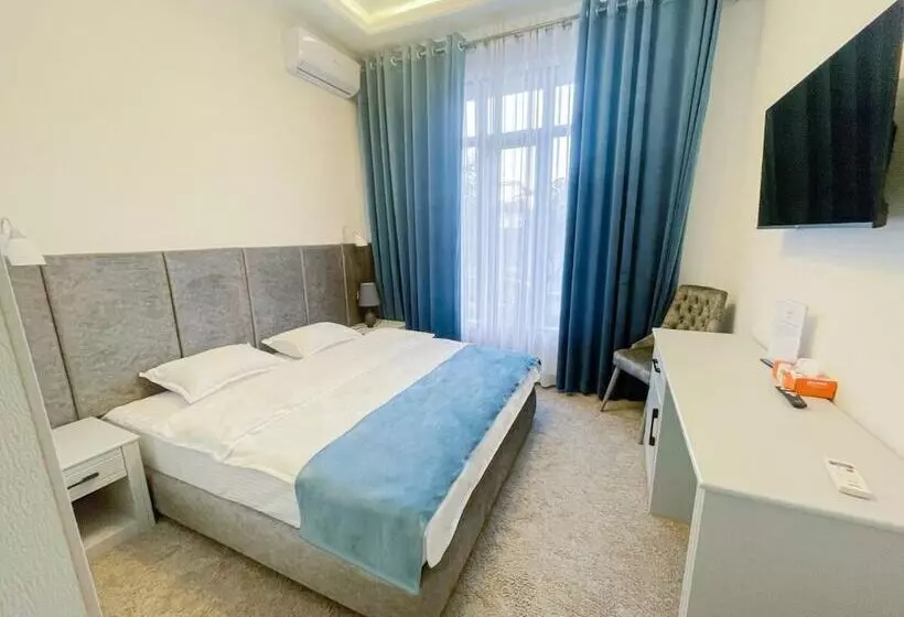 Hotelli Shohjahon Palace