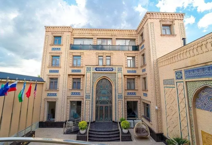 Hotelli Shohjahon Palace