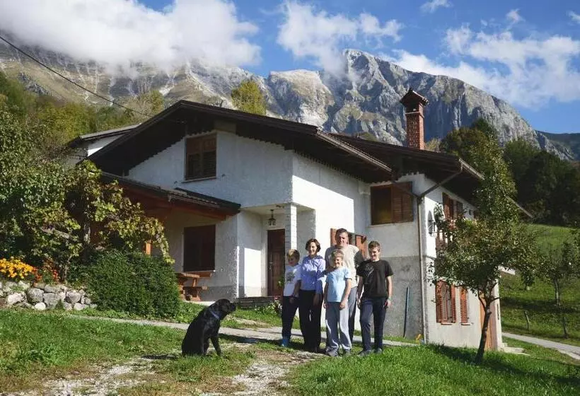 هتل Tourist Farm žvanč