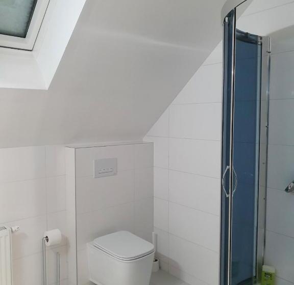 Pensió пансіон агава