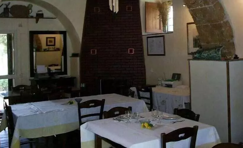 בית מלון כפרי Agriturismo Terra Di Pace