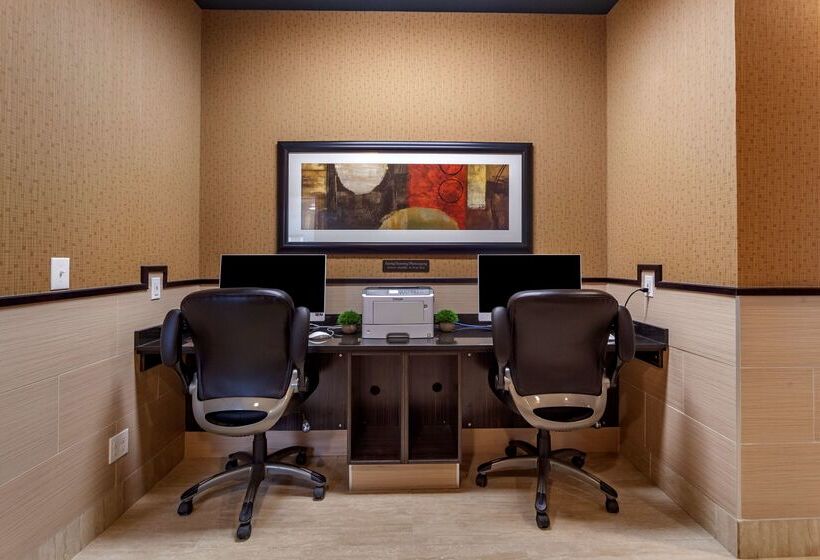 호텔 Best Western Plus Drayton Valley All Suites