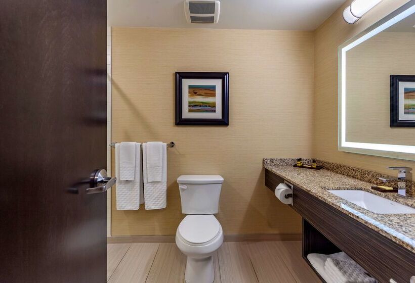 호텔 Best Western Plus Drayton Valley All Suites