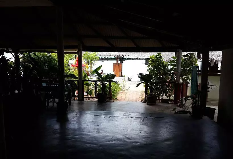 ホテル Calm Beach Resort