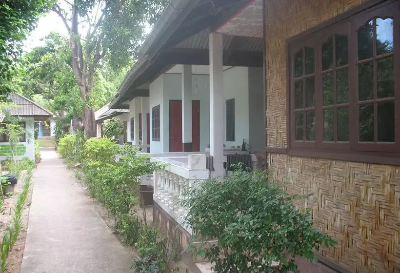 ホテル Calm Beach Resort