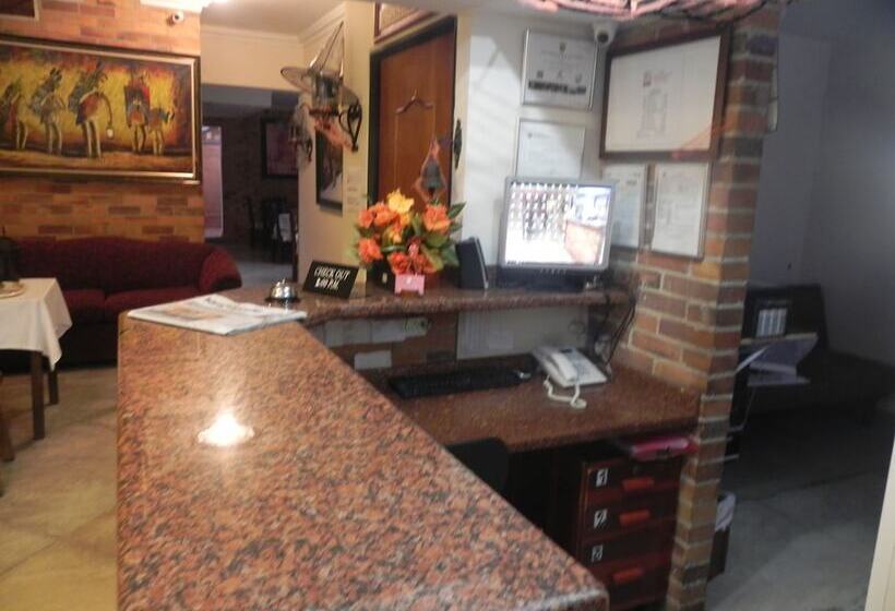 هتل Casa Grande Cabecera