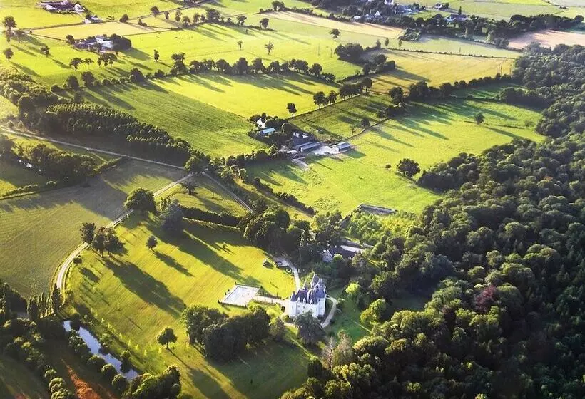 酒店 Château Des Tesnières