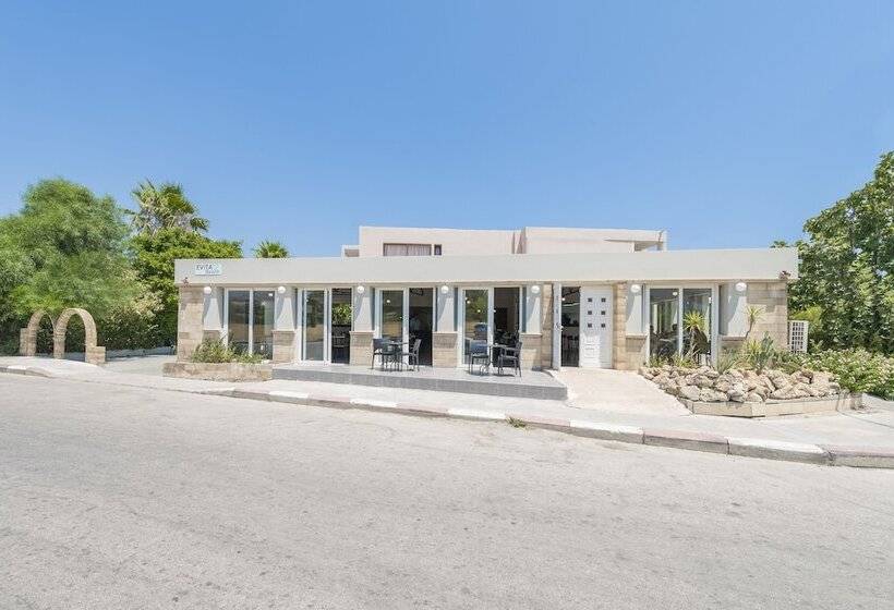 هتل Evita Resort