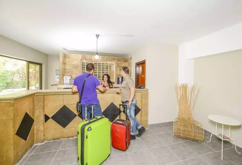 בית מלון כפרי Evita Resort