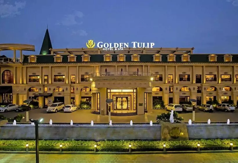Hôtel Golden Chariot Vasai   And Spa