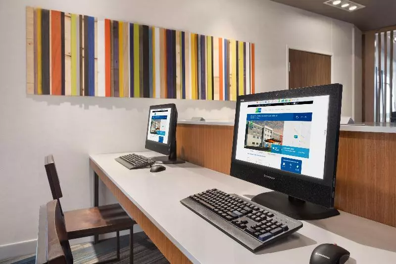 호텔 Holiday Inn Express & Suites Duluth North Miller Hill, An Ihg