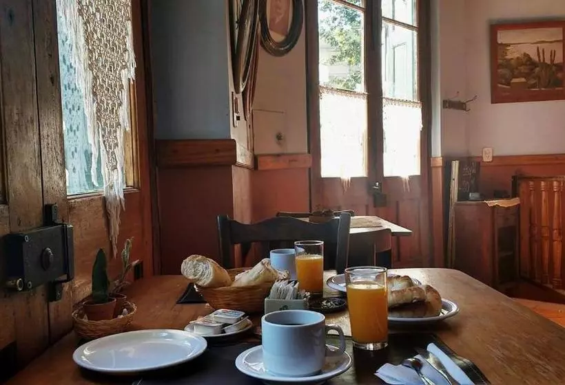 호텔 Hostería Restaurante Del Puerto