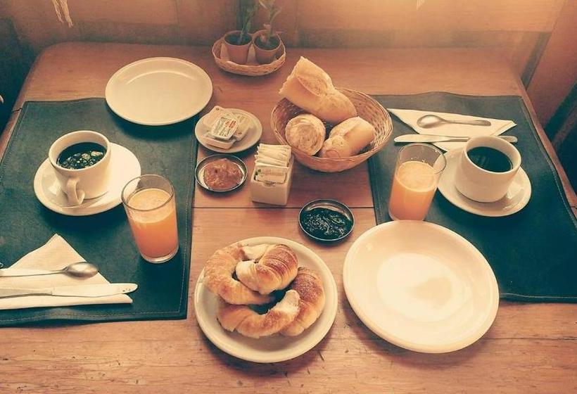 فندق Hostería Restaurante Del Puerto